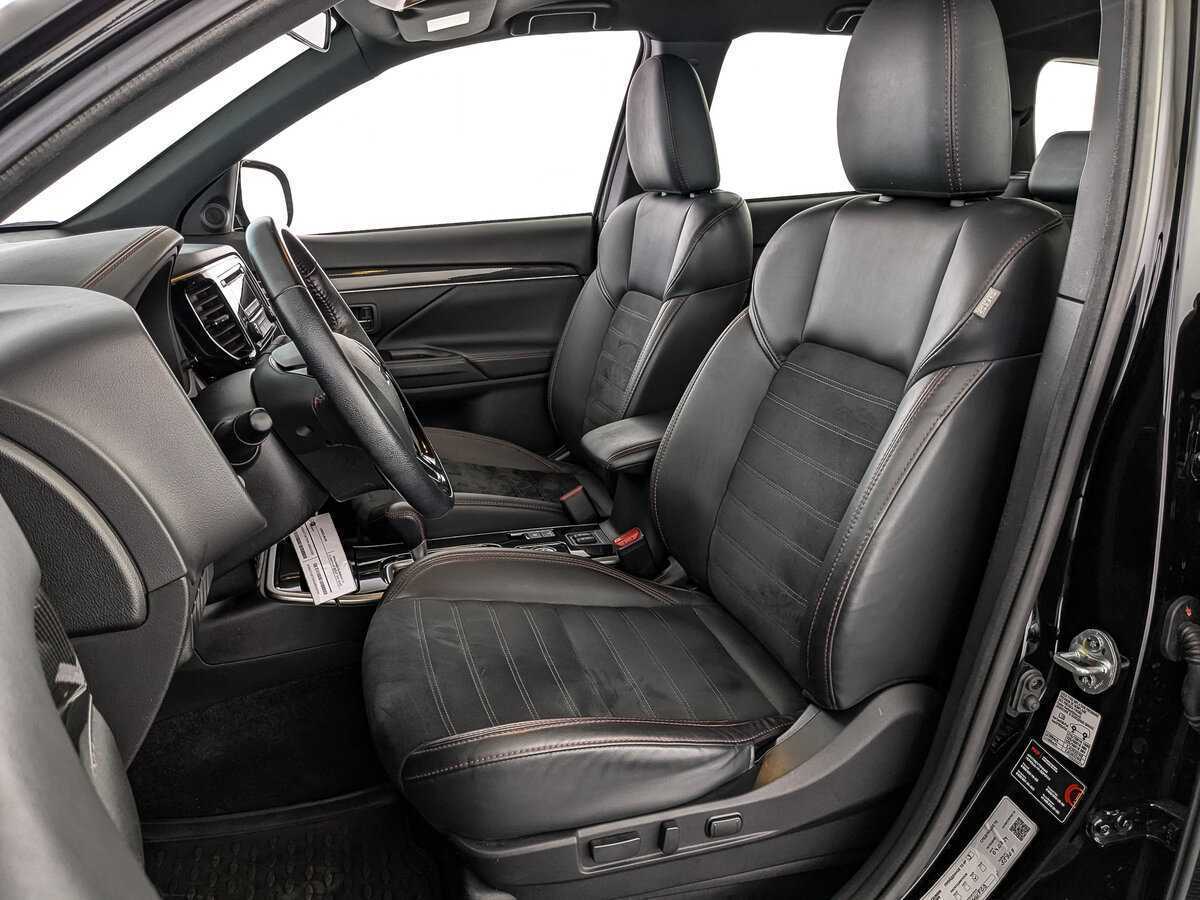 Mitsubishi Outlander б/у, 2021, Вариатор. Фото: #19