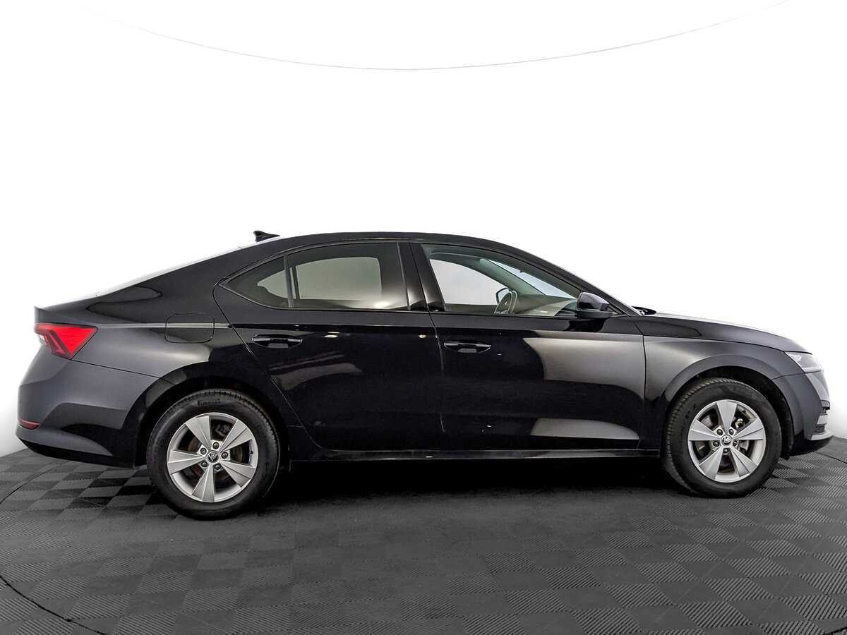 Skoda Octavia б/у, 2021, Механическая. Фото: #3