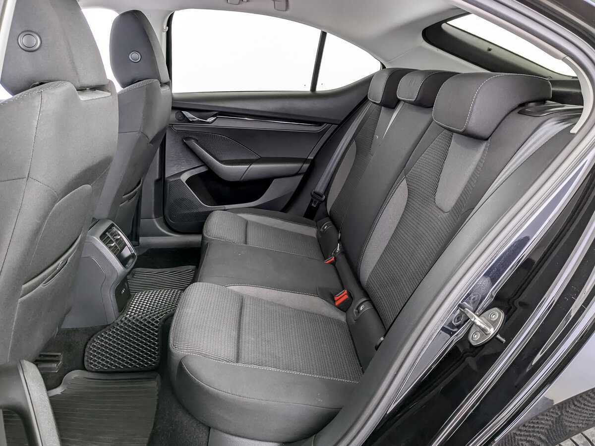 Skoda Octavia б/у, 2021, Механическая. Фото: #11