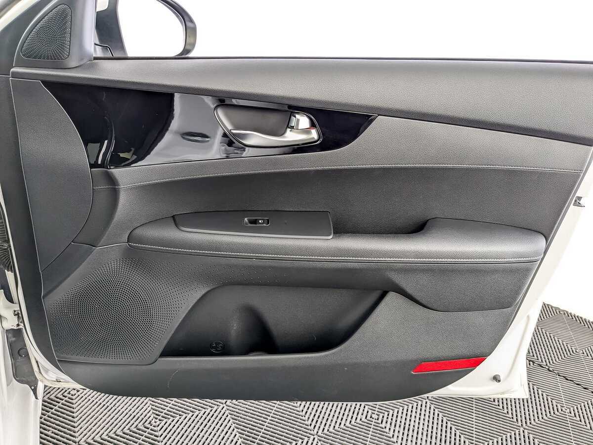Kia Cerato б/у, 2021, Автоматическая. Фото: #23