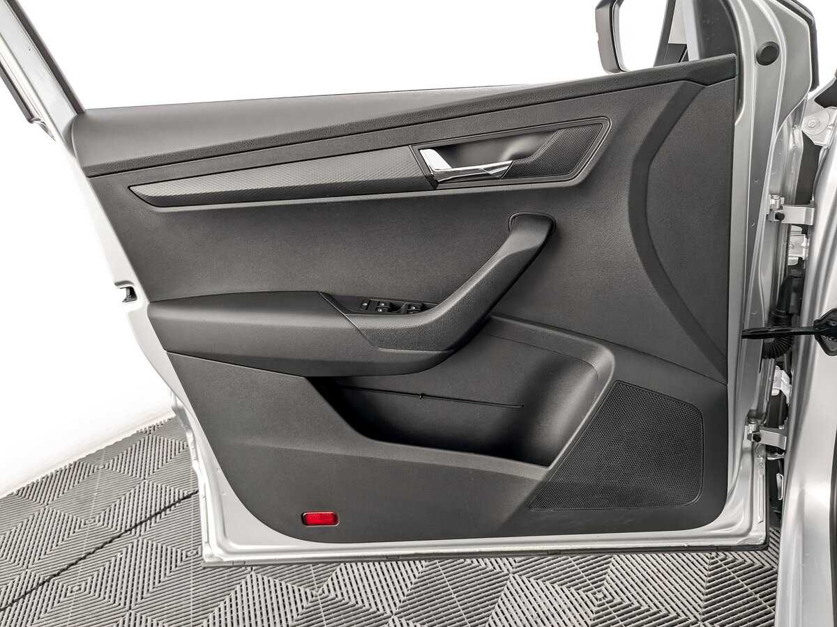 Skoda Karoq б/у, 2021, Автоматическая. Фото: #18