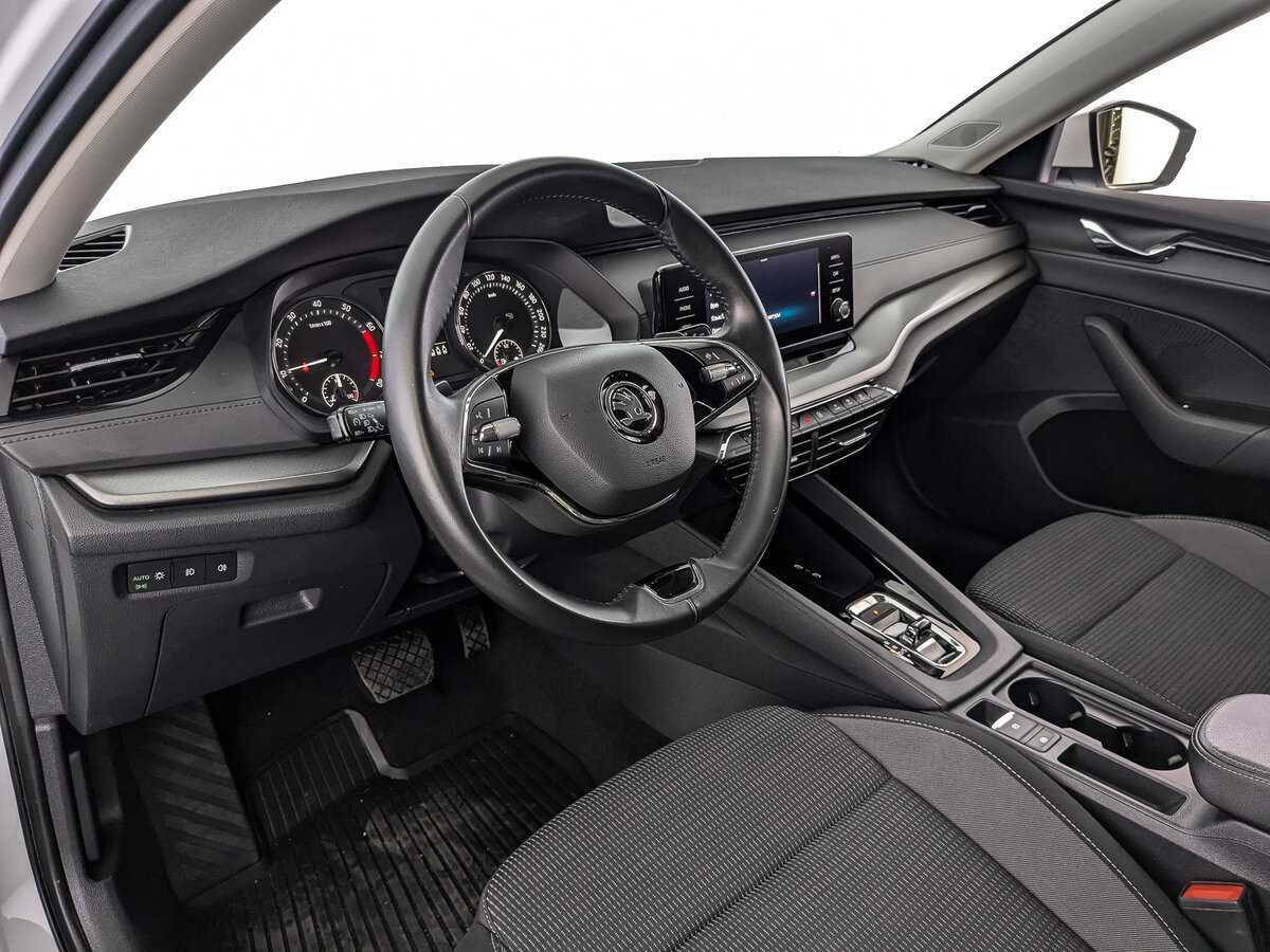 Skoda Octavia б/у, 2021, Автоматическая. Фото: #14
