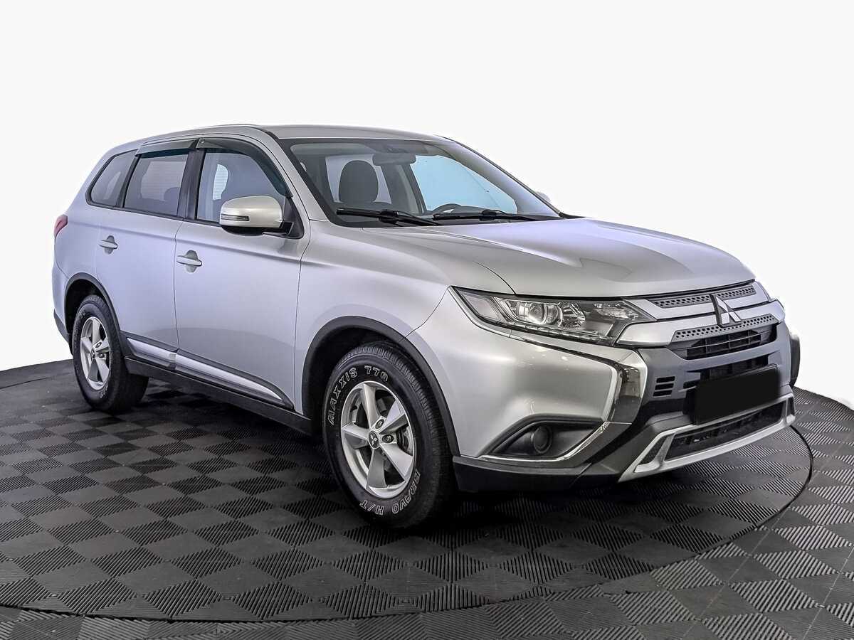Mitsubishi Outlander б/у, 2019, Вариатор. Фото: #2