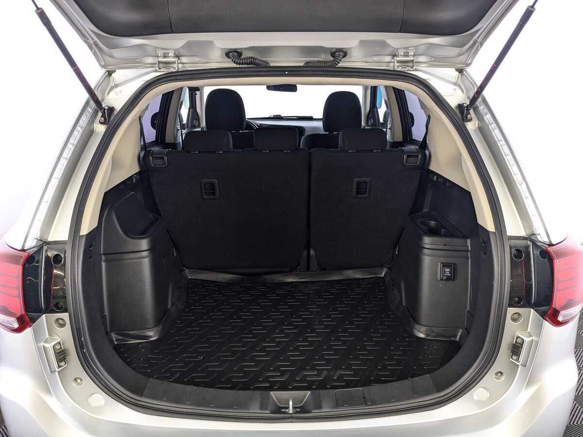 Mitsubishi Outlander б/у, 2019, Вариатор. Фото: #9
