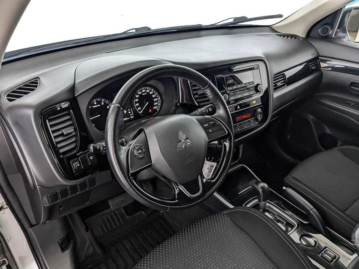 Mitsubishi Outlander б/у, 2019, Вариатор. Фото: #14