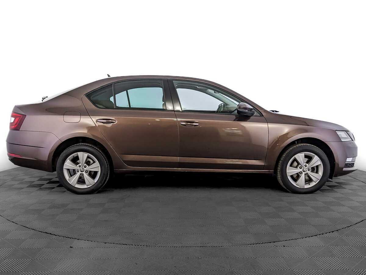 Skoda Octavia б/у, 2019, Роботизированная. Фото: #3