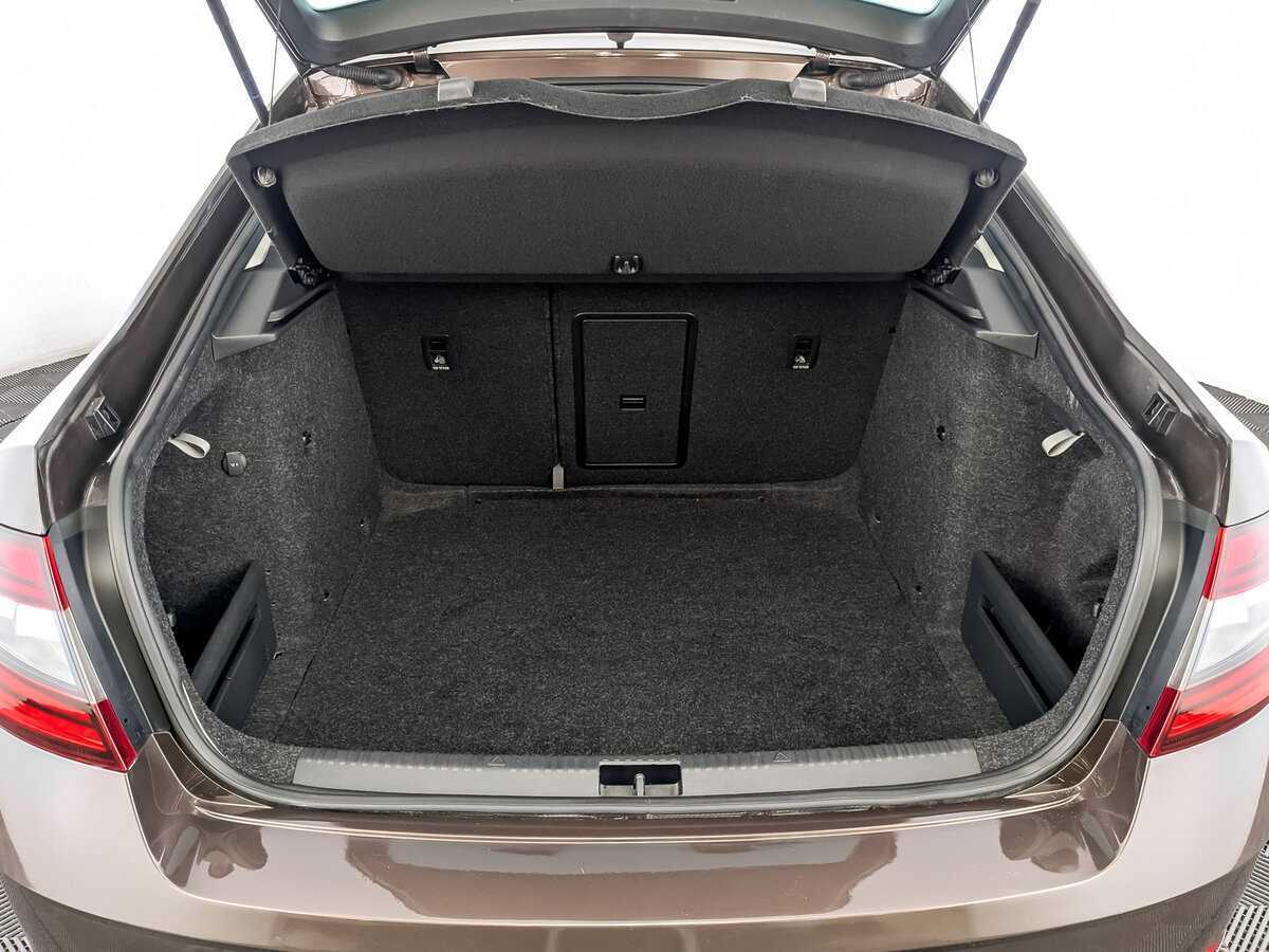 Skoda Octavia б/у, 2019, Роботизированная. Фото: #9