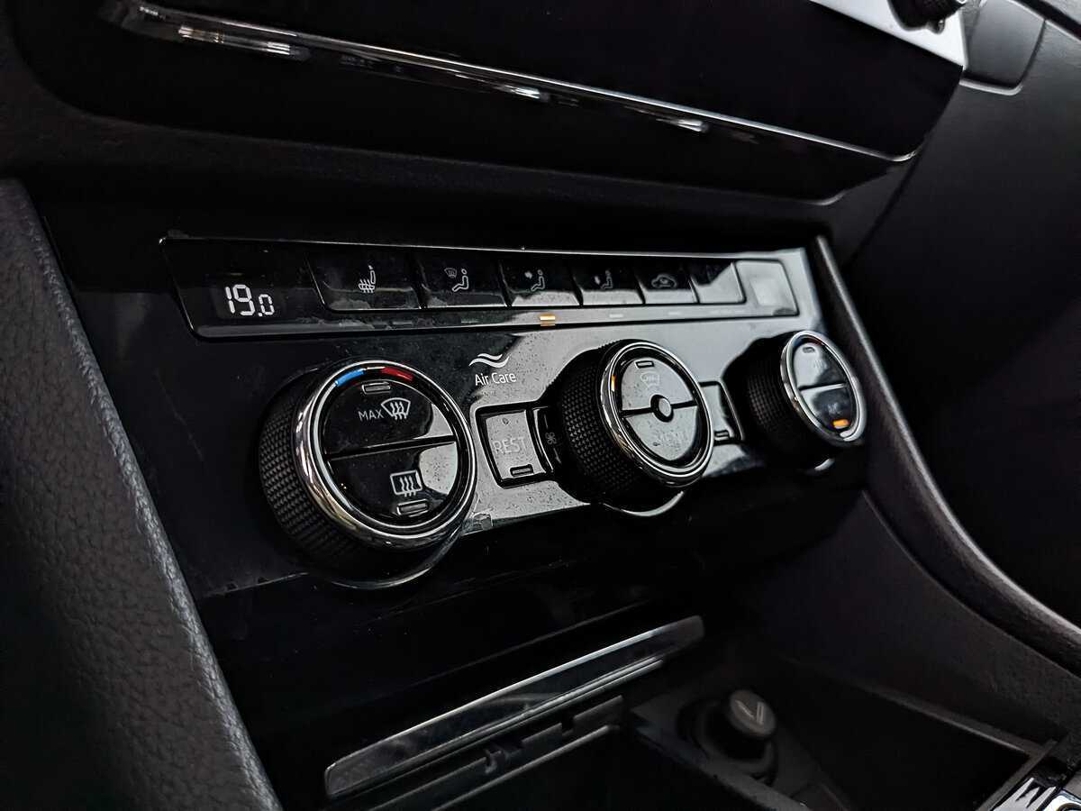 Skoda Superb б/у, 2019, Роботизированная. Фото: #20