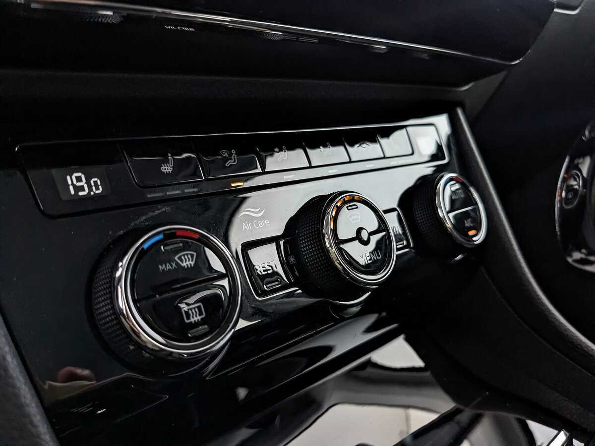 Skoda Superb б/у, 2019, Роботизированная. Фото: #20