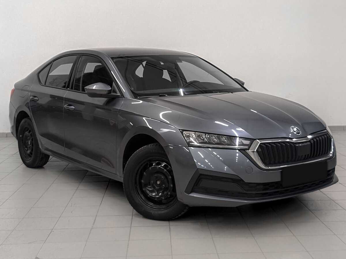 Skoda Octavia б/у, 2021, Автоматическая. Фото: #2