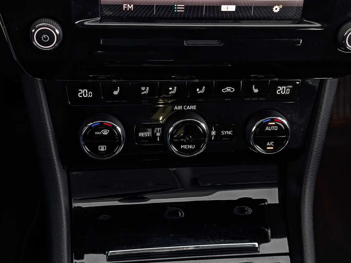 Skoda Superb б/у, 2017, Роботизированная. Фото: #20