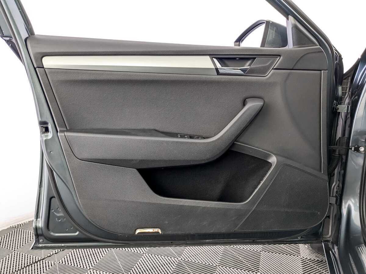 Skoda Superb б/у, 2018, Роботизированная. Фото: #16