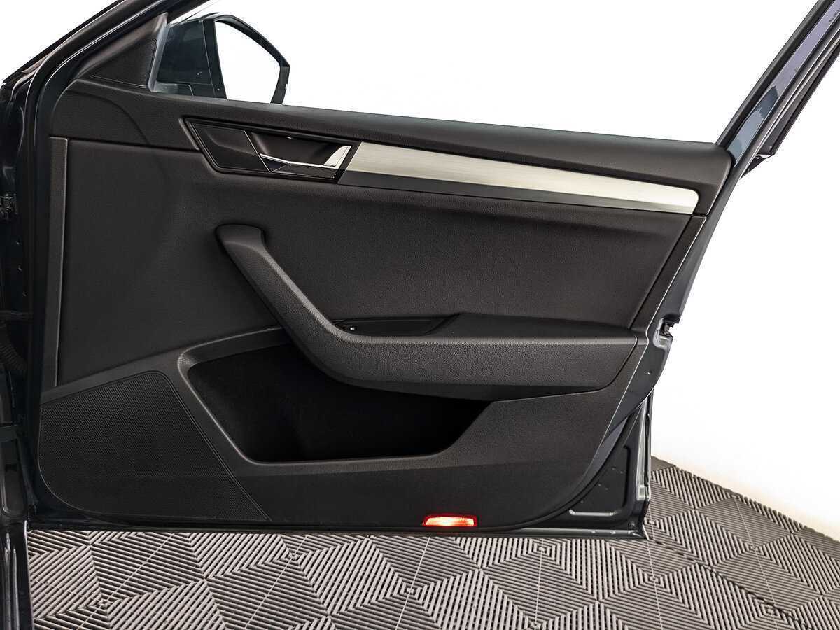 Skoda Superb б/у, 2019, Роботизированная. Фото: #22