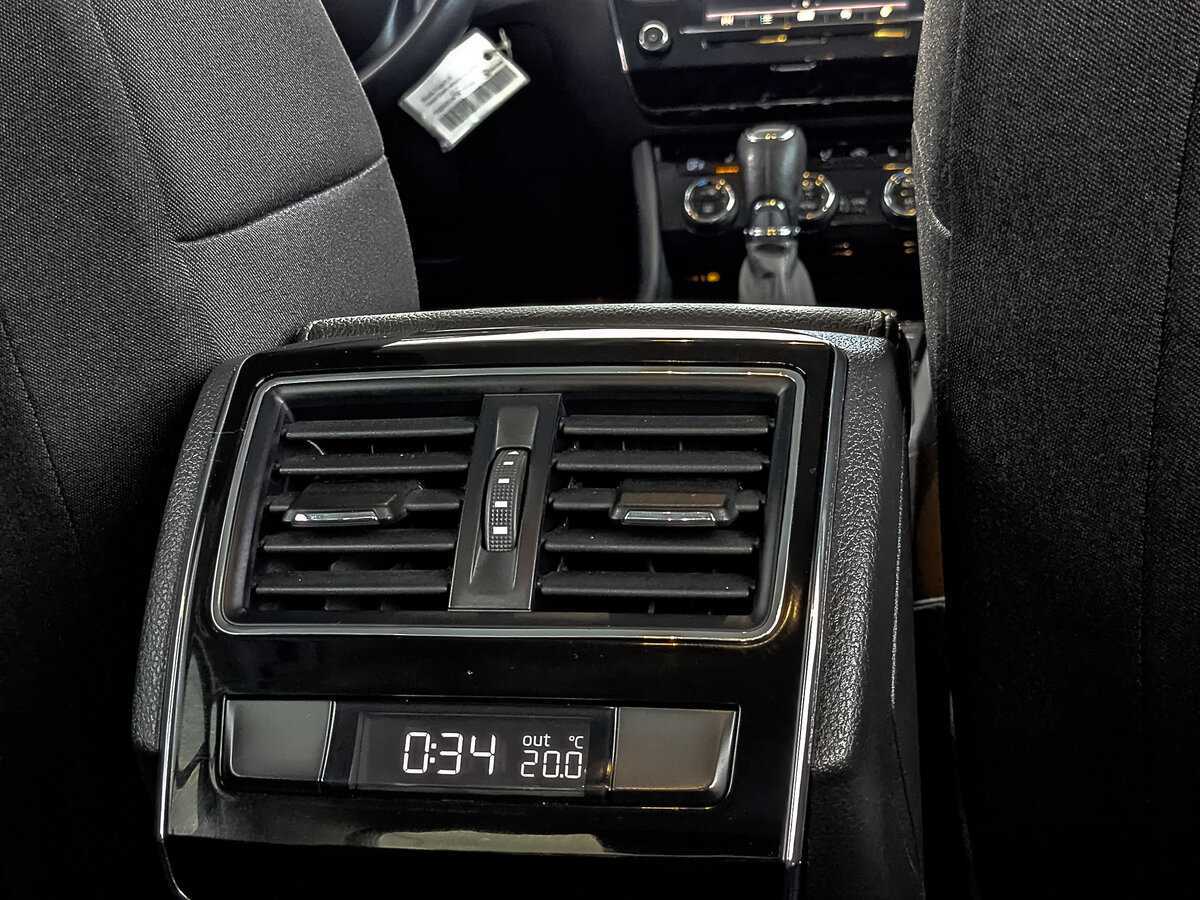 Skoda Superb б/у, 2019, Роботизированная. Фото: #23