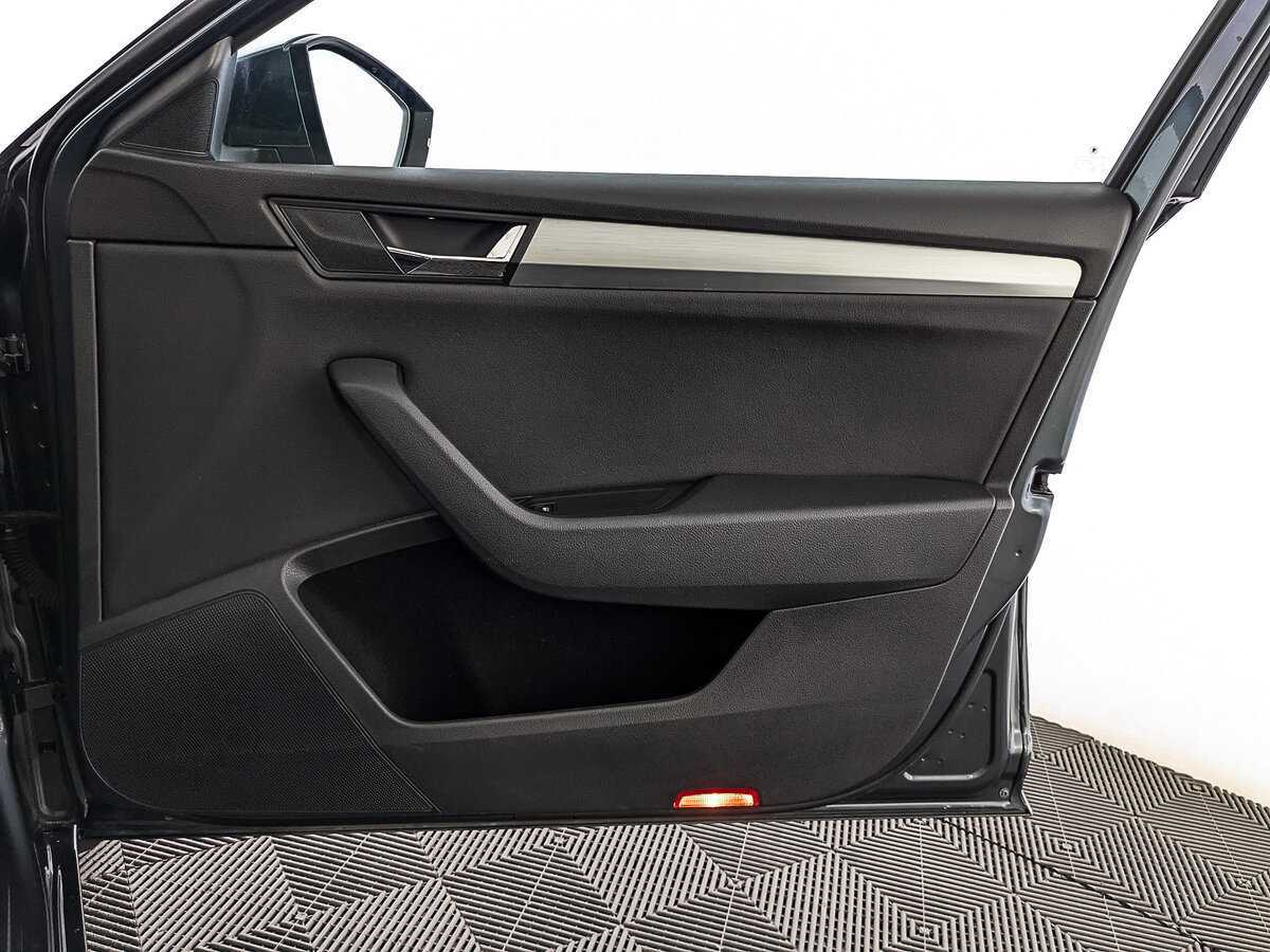 Skoda Superb б/у, 2018, Роботизированная. Фото: #22