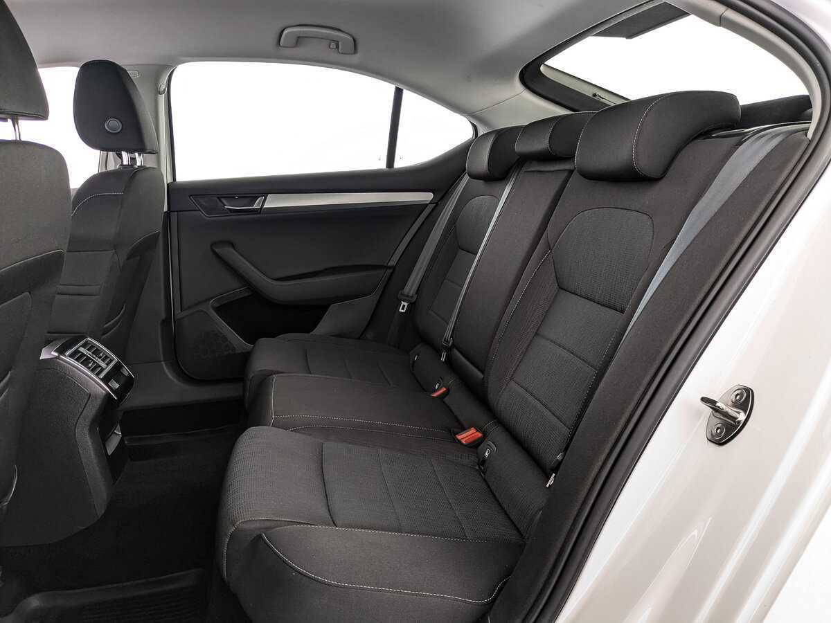 Skoda Superb б/у, 2017, Роботизированная. Фото: #15