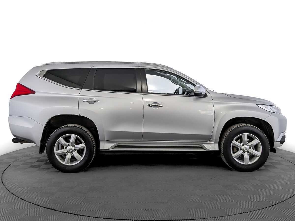 Mitsubishi Pajero Sport б/у, 2018, Автоматическая. Фото: #3