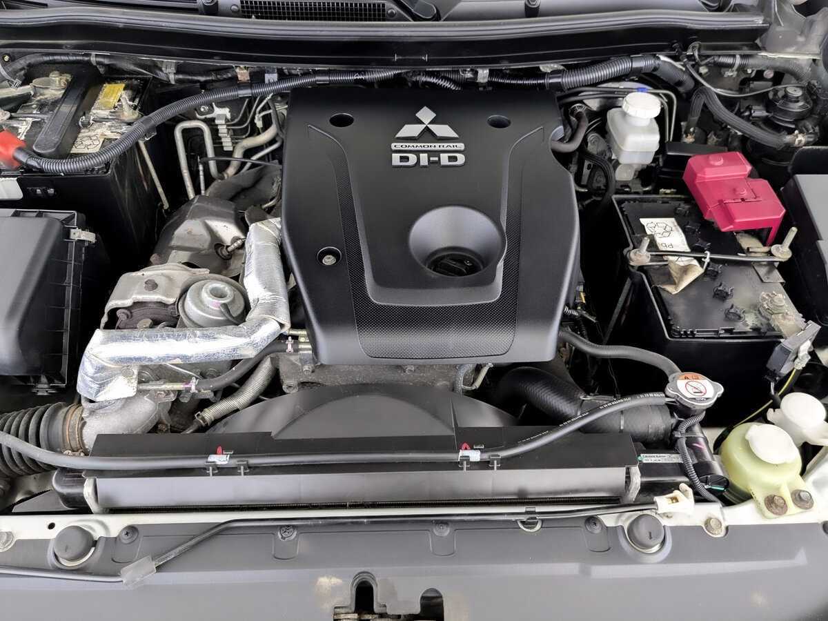 Mitsubishi Pajero Sport б/у, 2018, Автоматическая. Фото: #8