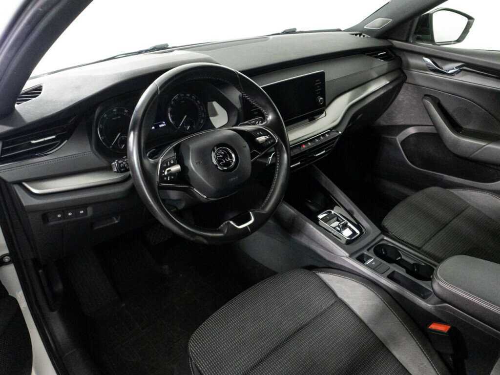 Skoda Octavia б/у, 2021, Автоматическая. Фото: #10