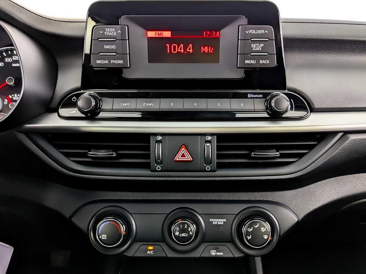 Kia Cerato б/у, 2021, Механическая. Фото: #14