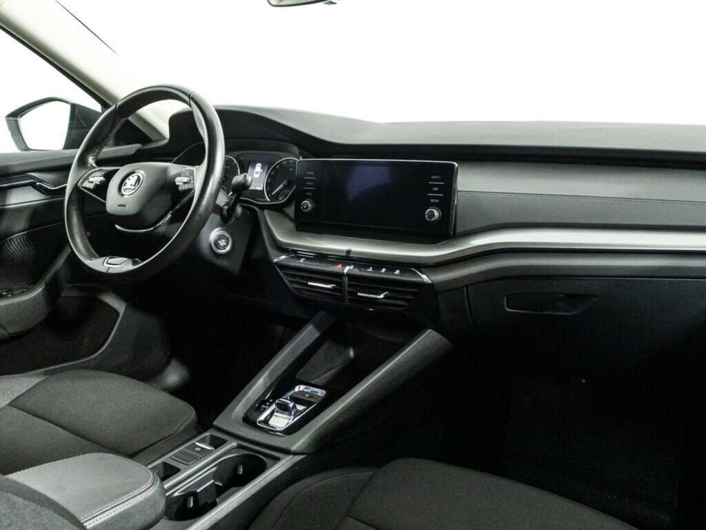 Skoda Octavia б/у, 2021, Автоматическая. Фото: #8