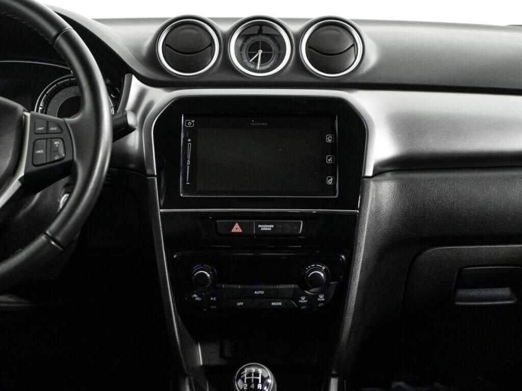 Suzuki Vitara б/у, 2020, Механическая. Фото: #13