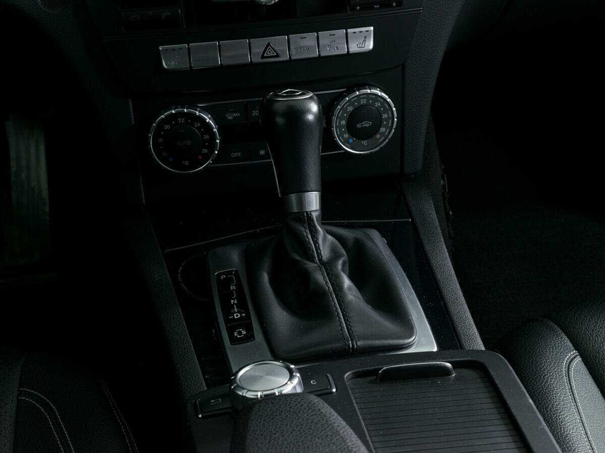 Mercedes-Benz C-Класс б/у, 2014, Автоматическая. Фото: #13