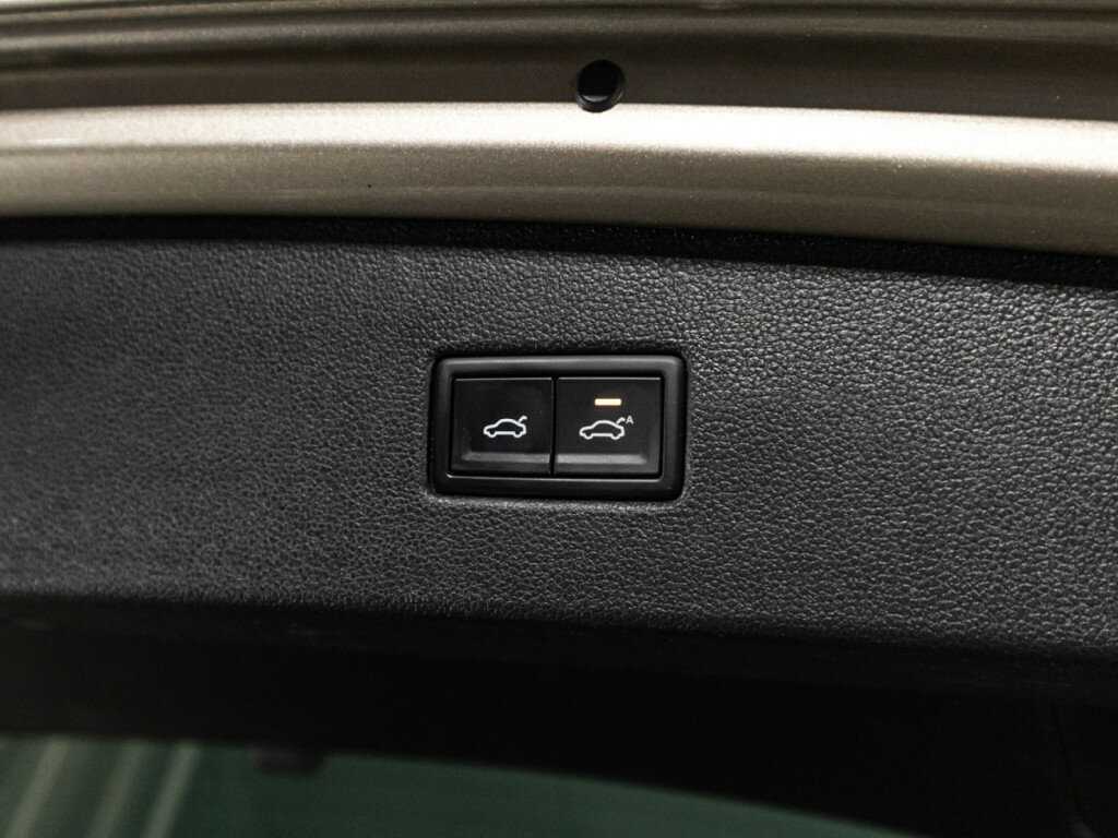 Volkswagen Tiguan б/у, 2018, Роботизированная. Фото: #15