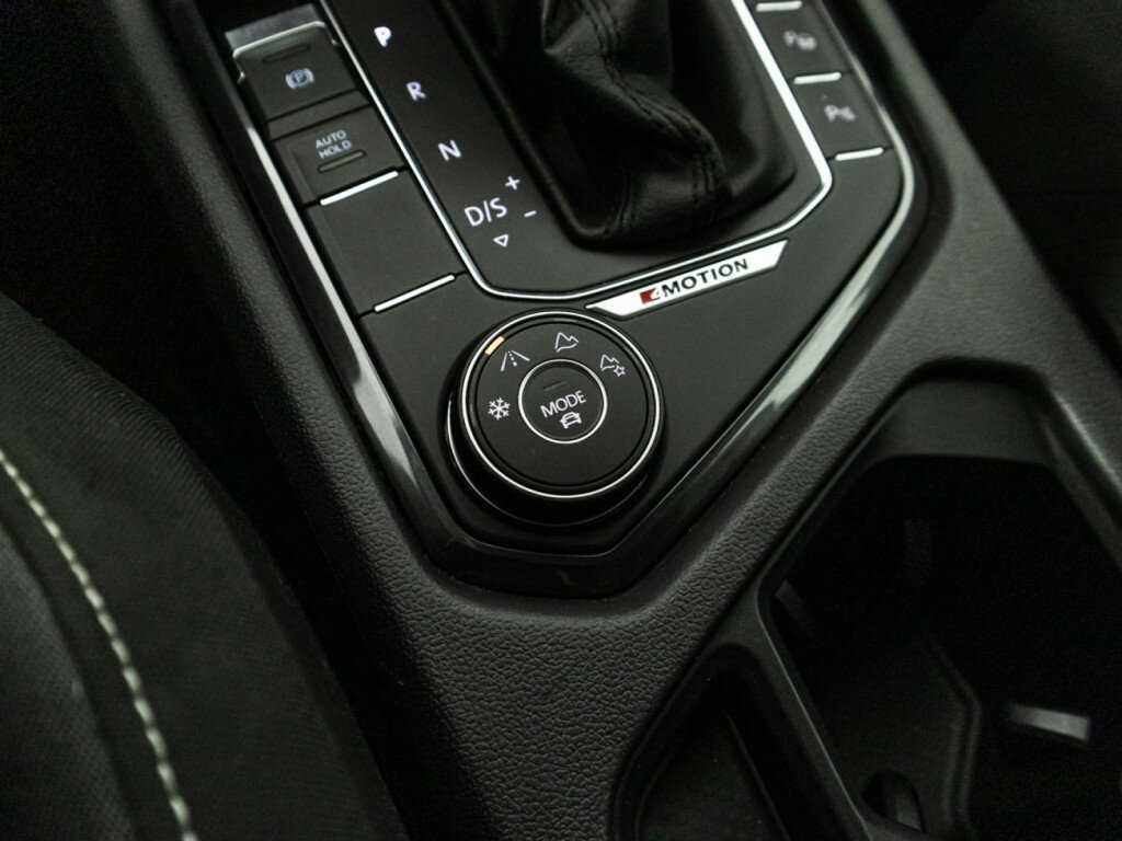 Volkswagen Tiguan б/у, 2018, Роботизированная. Фото: #18