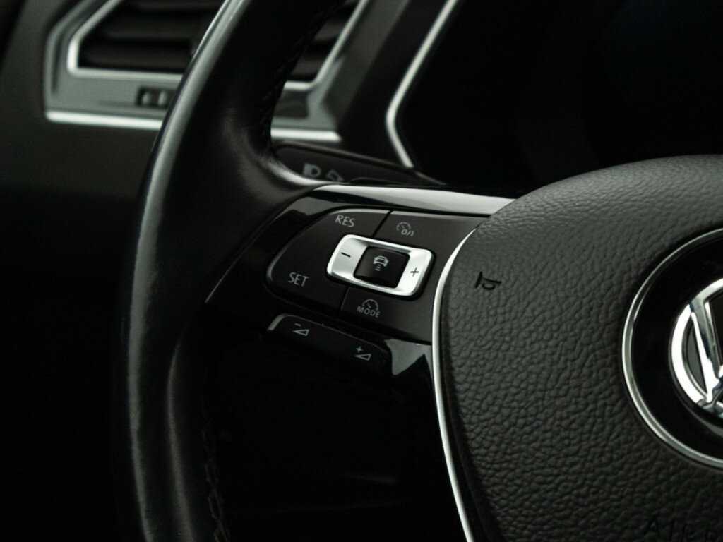 Volkswagen Tiguan б/у, 2018, Роботизированная. Фото: #21