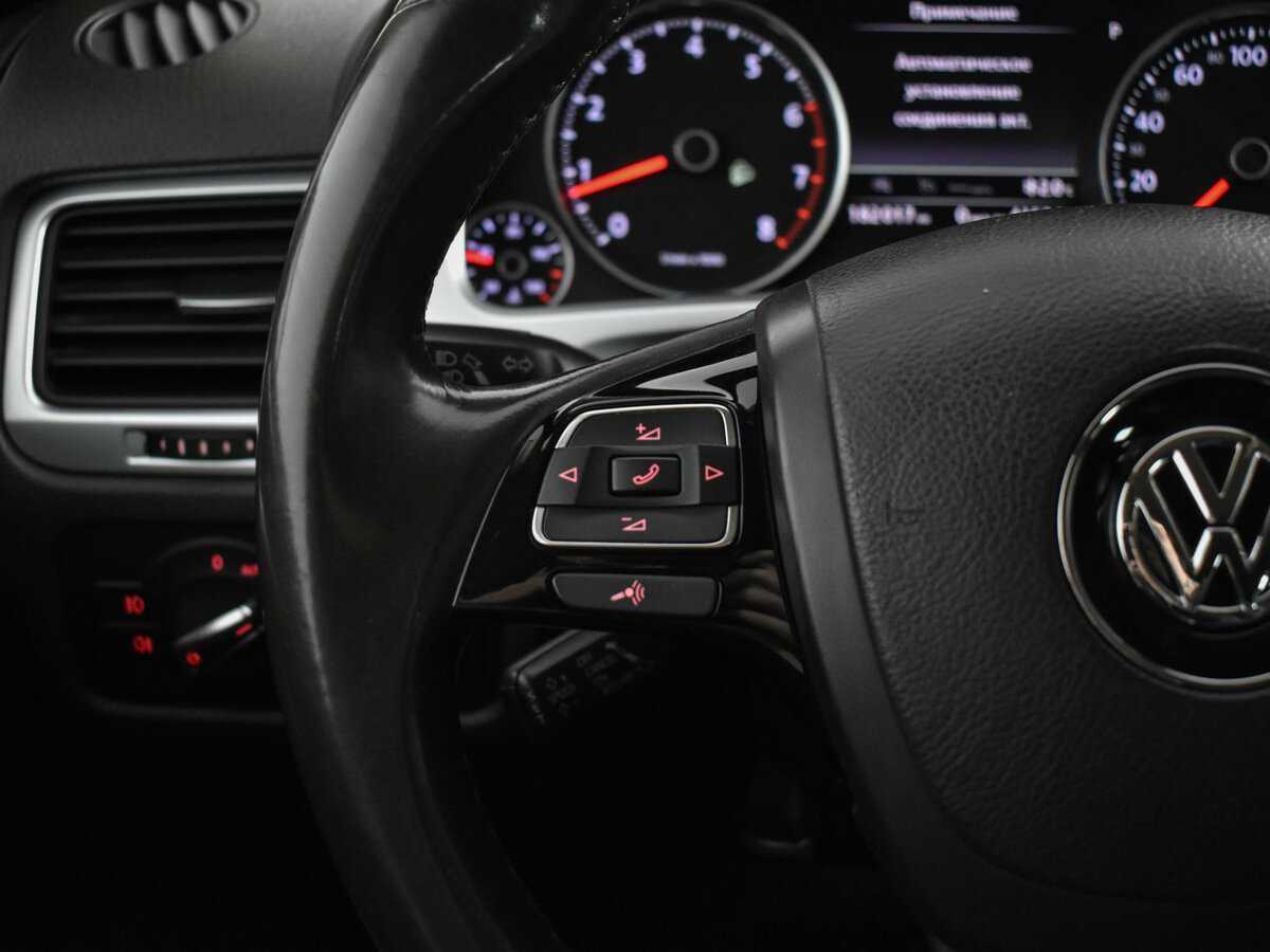 Volkswagen Touareg б/у, 2013, Автоматическая. Фото: #19