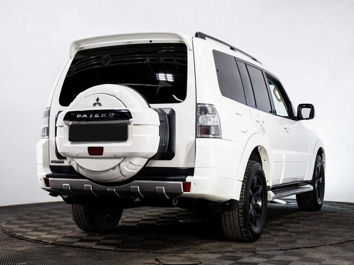 Mitsubishi Pajero б/у, 2013, Автоматическая. Фото: #5