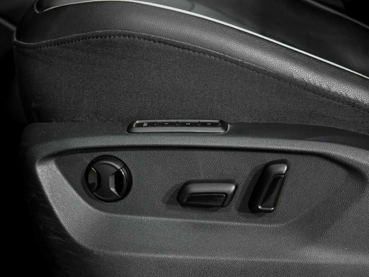 Volkswagen Tiguan б/у, 2020, Роботизированная. Фото: #9