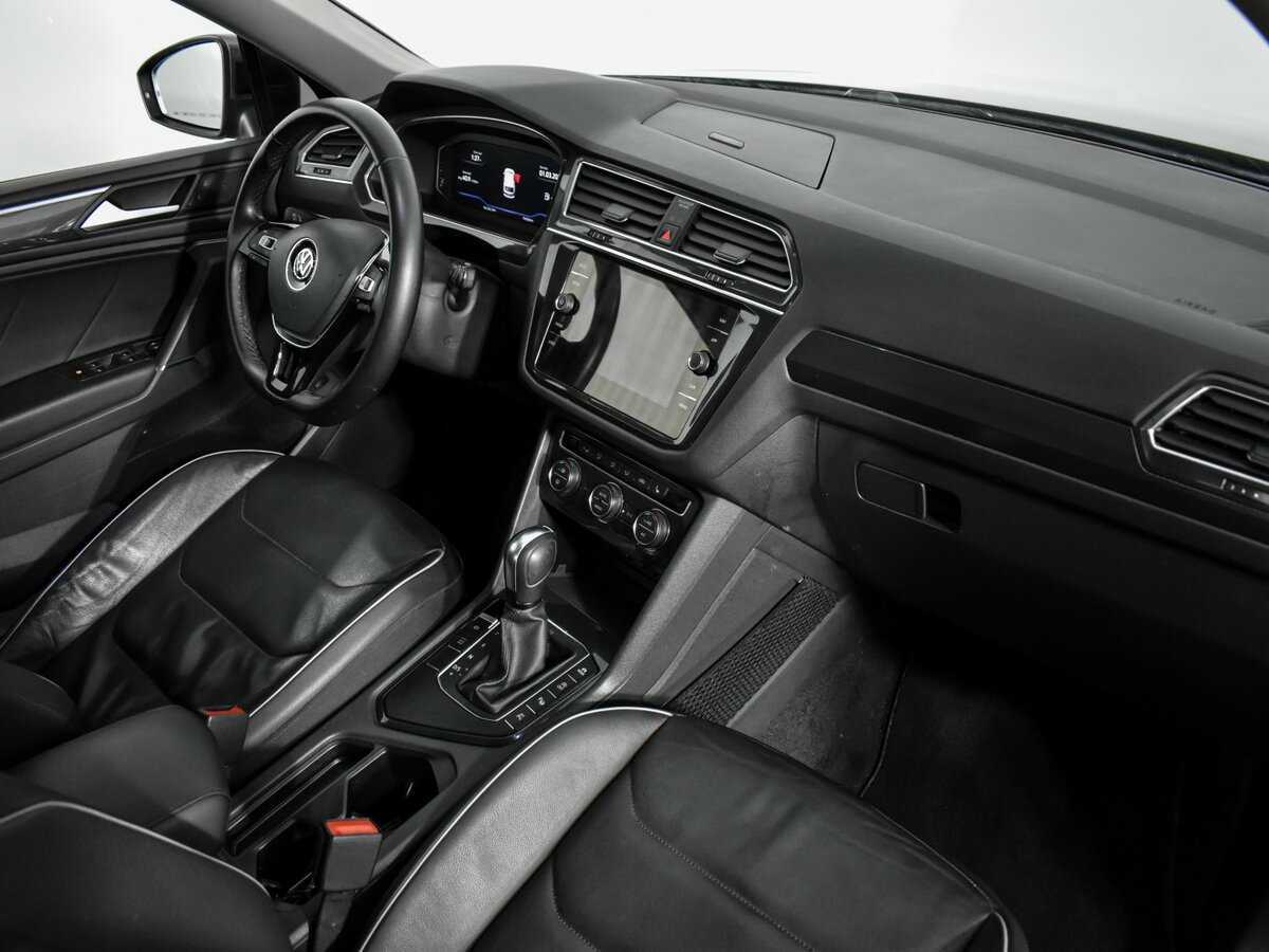 Volkswagen Tiguan б/у, 2020, Роботизированная. Фото: #13