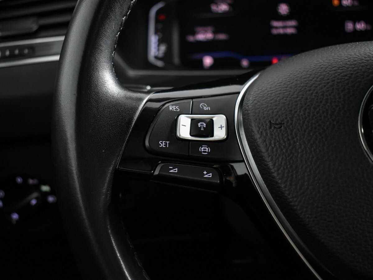 Volkswagen Tiguan б/у, 2020, Роботизированная. Фото: #18