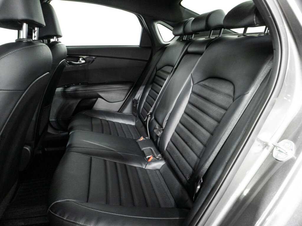 Kia Cerato б/у, 2022, Автоматическая. Фото: #10