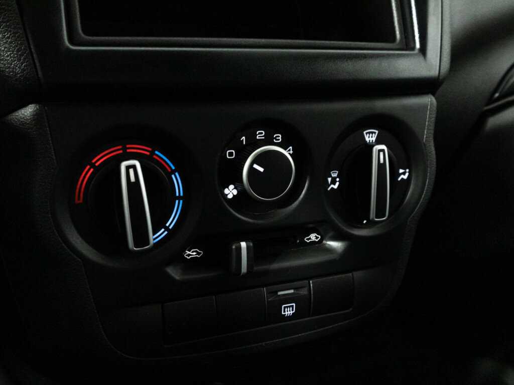 Lada (ВАЗ) Granta б/у, 2023, Механическая. Фото: #14