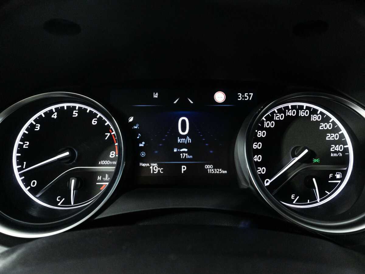 Toyota Camry б/у, 2021, Автоматическая. Фото: #9