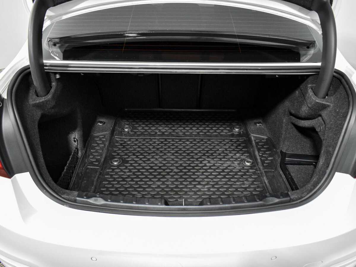 BMW 3 серии б/у, 2017, Автоматическая. Фото: #14