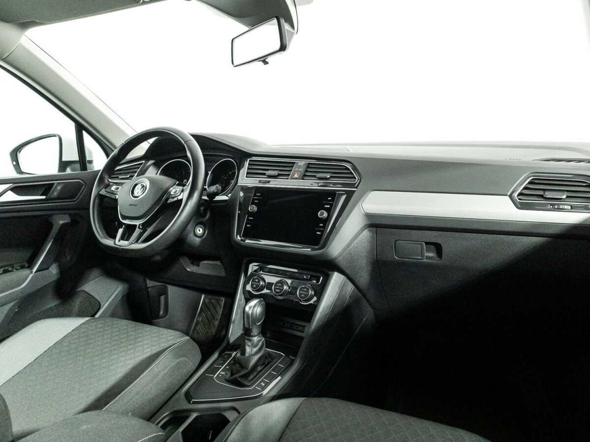 Volkswagen Tiguan б/у, 2020, Роботизированная. Фото: #8