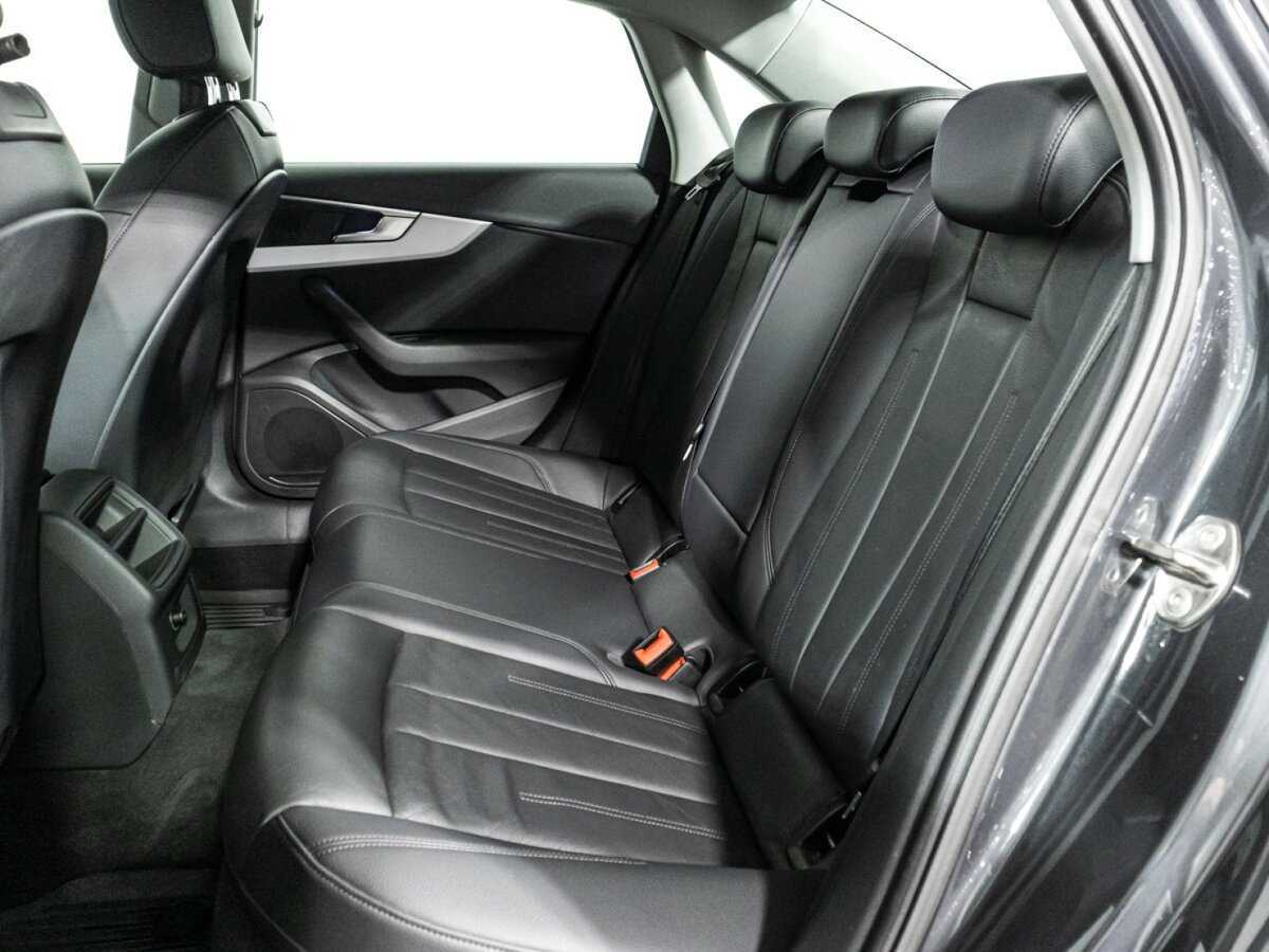 Audi A4 б/у, 2017, Роботизированная. Фото: #9