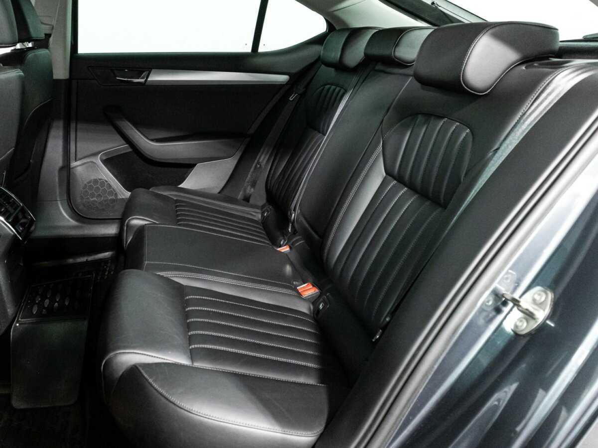 Skoda Superb б/у, 2019, Роботизированная. Фото: #9