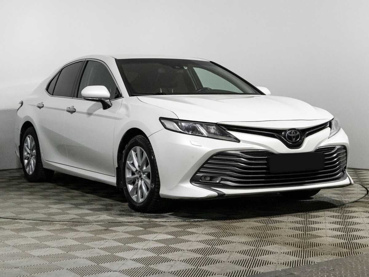 Toyota Camry б/у, 2019, Автоматическая. Фото: #2