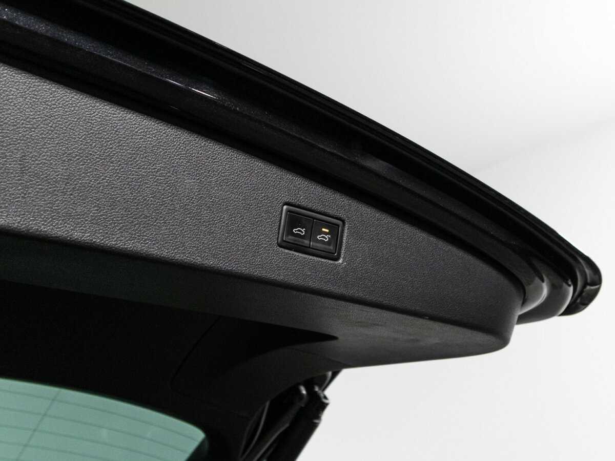 Volkswagen Tiguan б/у, 2019, Роботизированная. Фото: #15