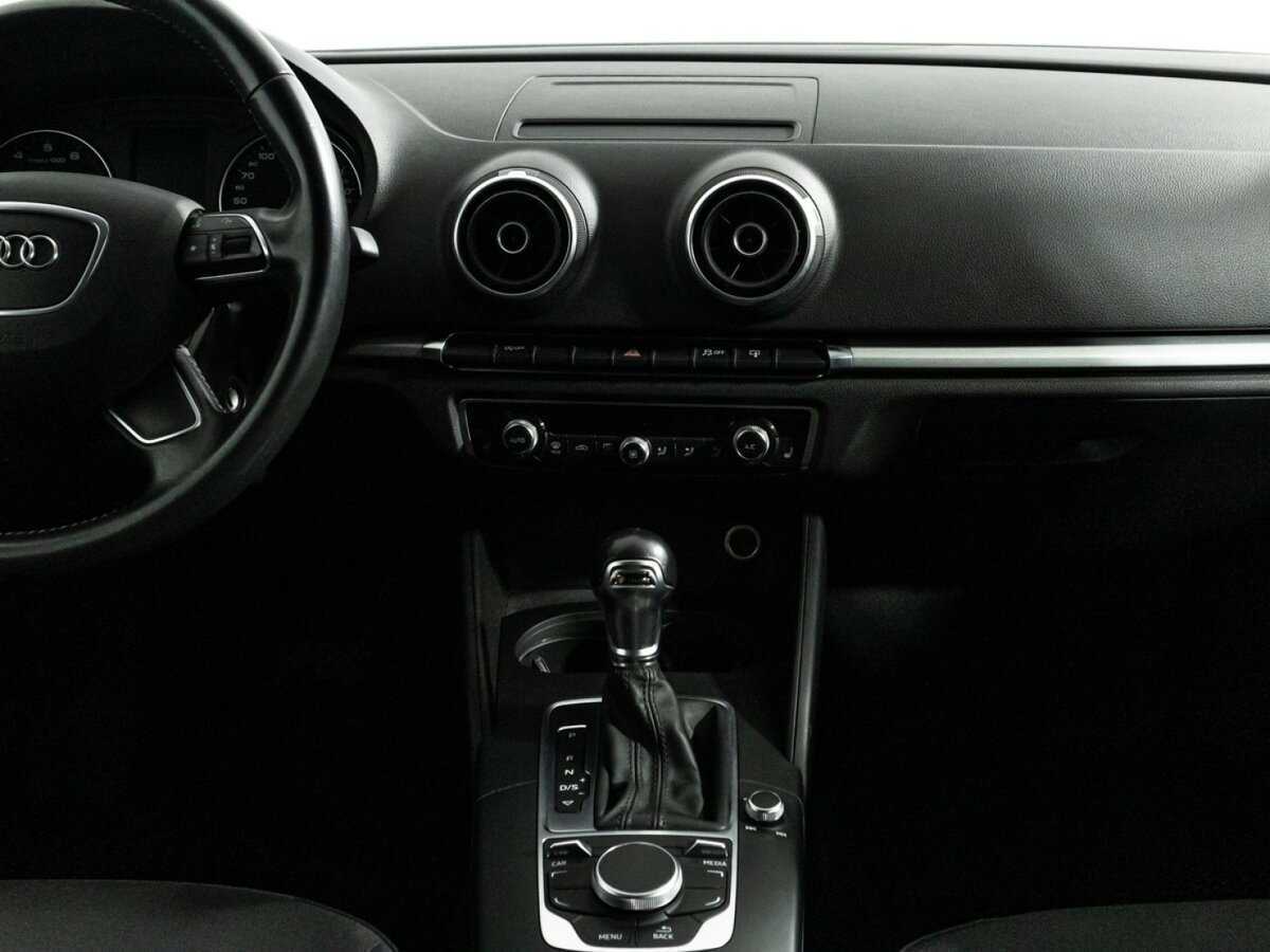 Audi A3 б/у, 2015, Роботизированная. Фото: #13