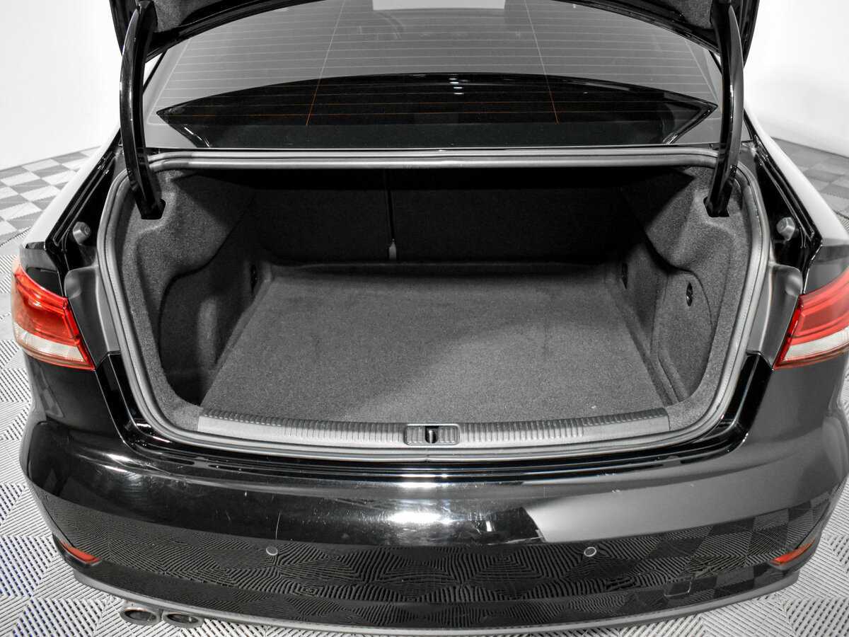 Audi A3 б/у, 2018, Роботизированная. Фото: #18