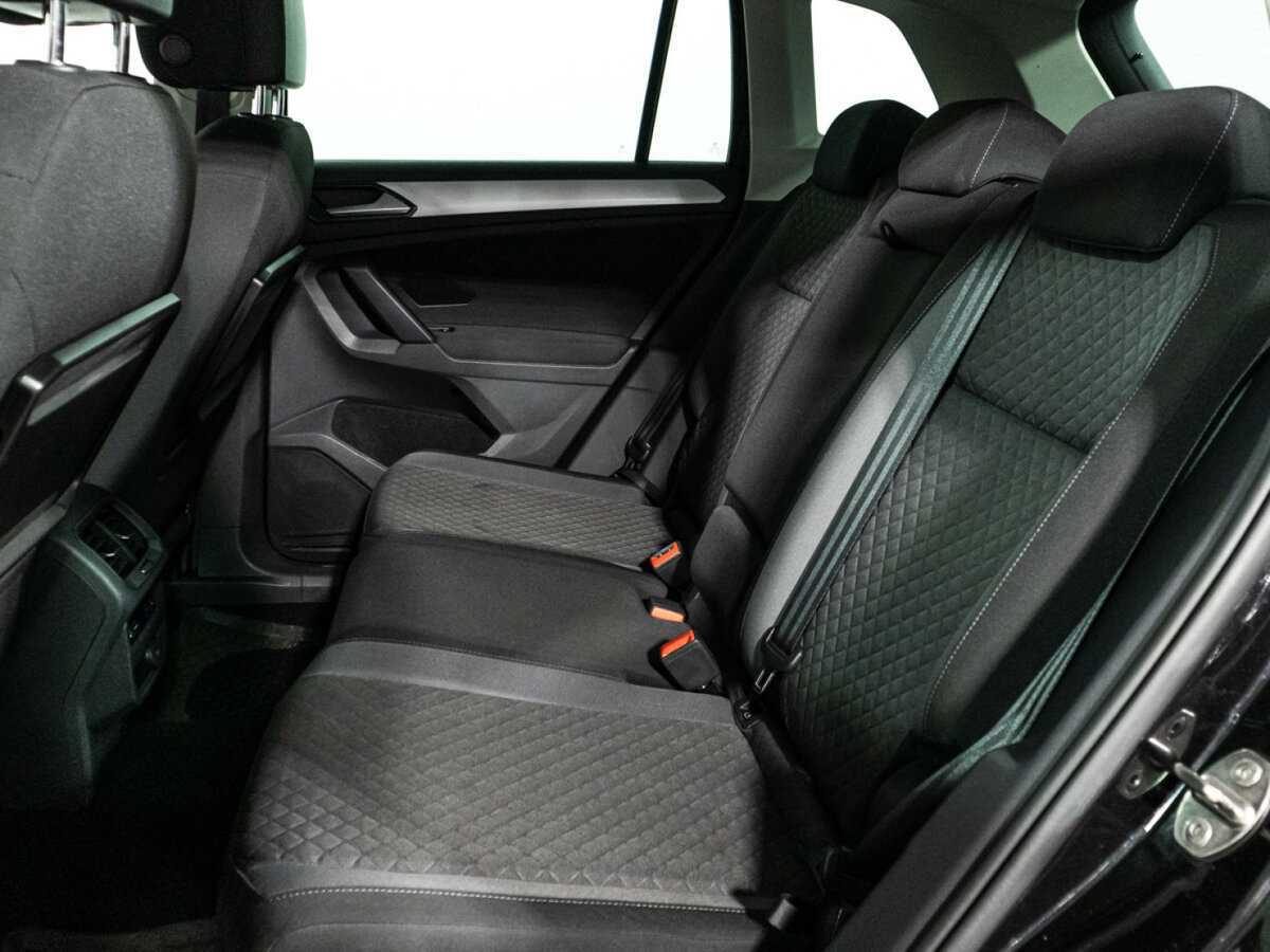 Volkswagen Tiguan б/у, 2017, Роботизированная. Фото: #9