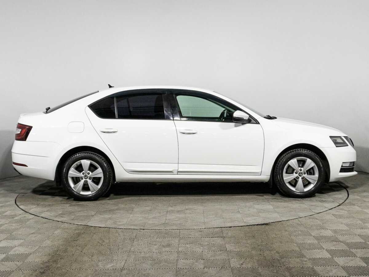 Skoda Octavia б/у, 2017, Роботизированная. Фото: #3