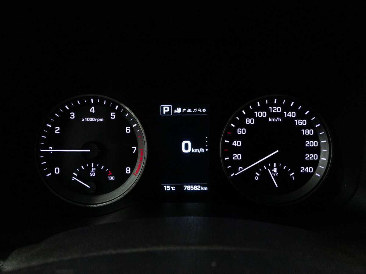 Hyundai Tucson б/у, 2016, Роботизированная. Фото: #11