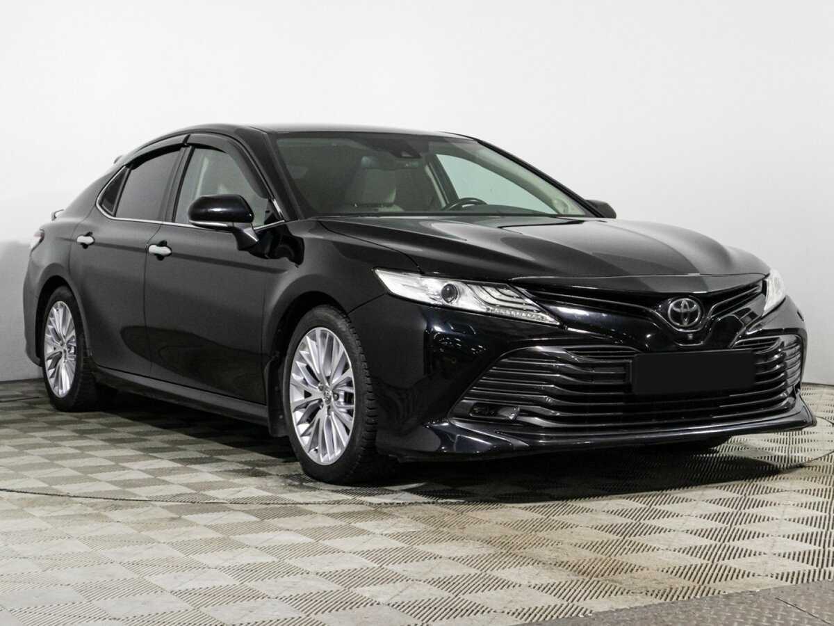 Toyota Camry б/у, 2018, Автоматическая. Фото: #2